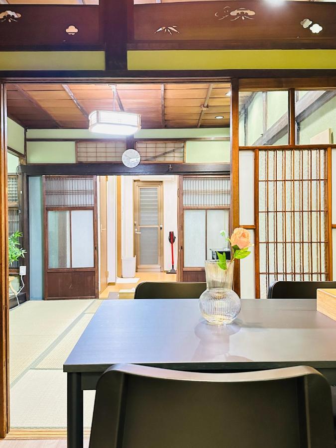 Miyu 灵月 和風戸建て 地下鉄駅まで僅か350M 最大4人 Vila Osaca Exterior foto